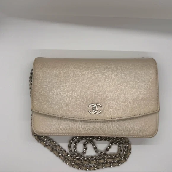 CHANEL▪️ 💯 Authentic Caviar leather WOC bifold wallet on chain - Picture 4 of 17